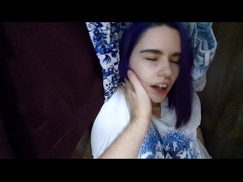 ❤️ Fandt min søster i skabet og hjalp hende med at komme Porno at da.dreamypassionjourney.ru ❌️❤